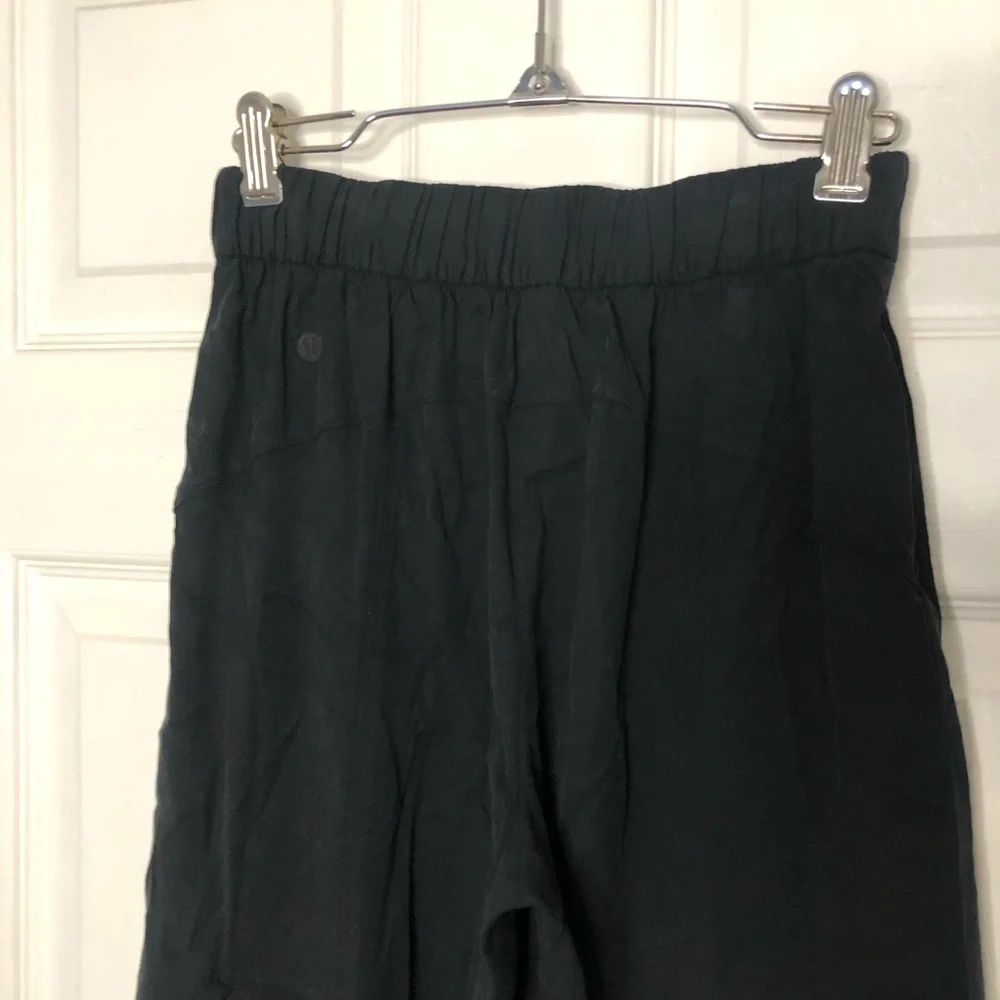 Lululemon Metropolis Maven High Rise Crop Pants